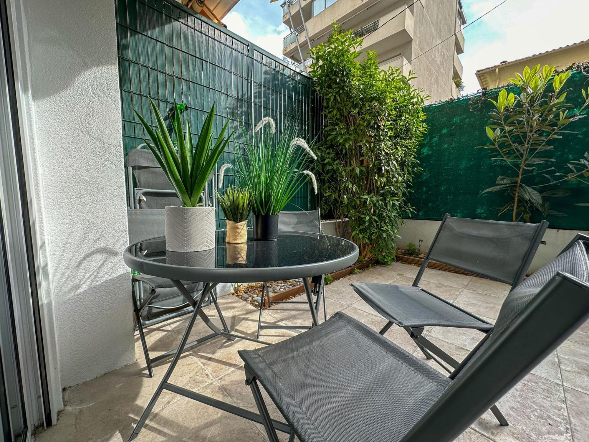 Cosy Madrid, Appartement Proche De La Mer Cannes Exterior foto